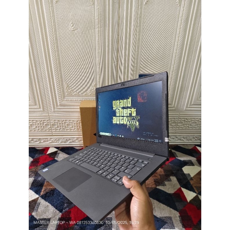 Lenovo ideapad V130