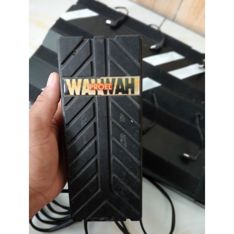 efek gitar wah wah proel madein itali