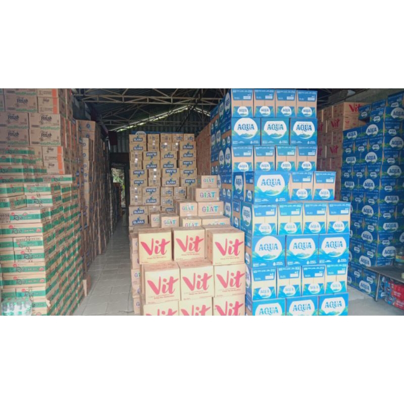 YUDHISTIRA STORE OFFICIAL AQUA botol 1500ml