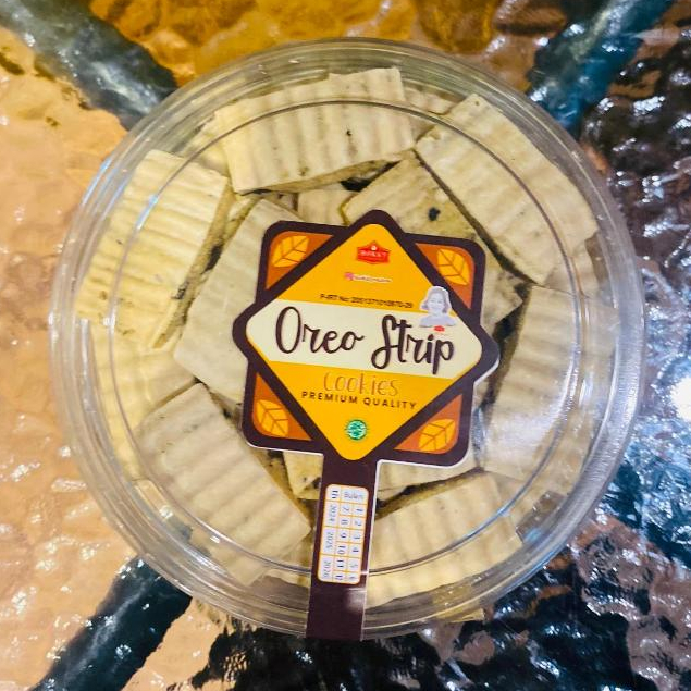 

OREO STRIP/ KUE KERING/ Rumah Jajan Bu Henny