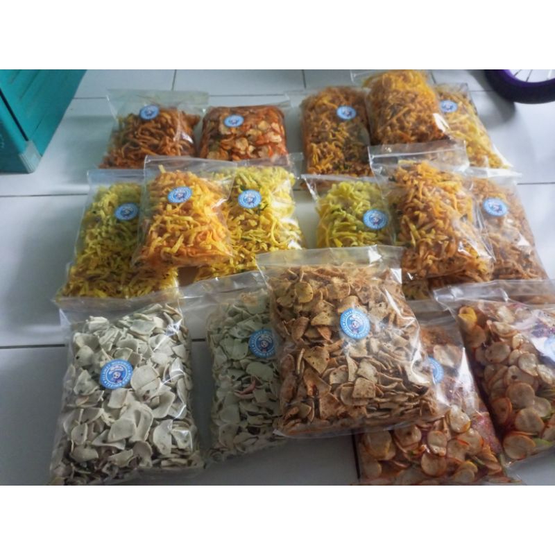 

kripik basreng 250gram rasa pedas wangi daun jeruk