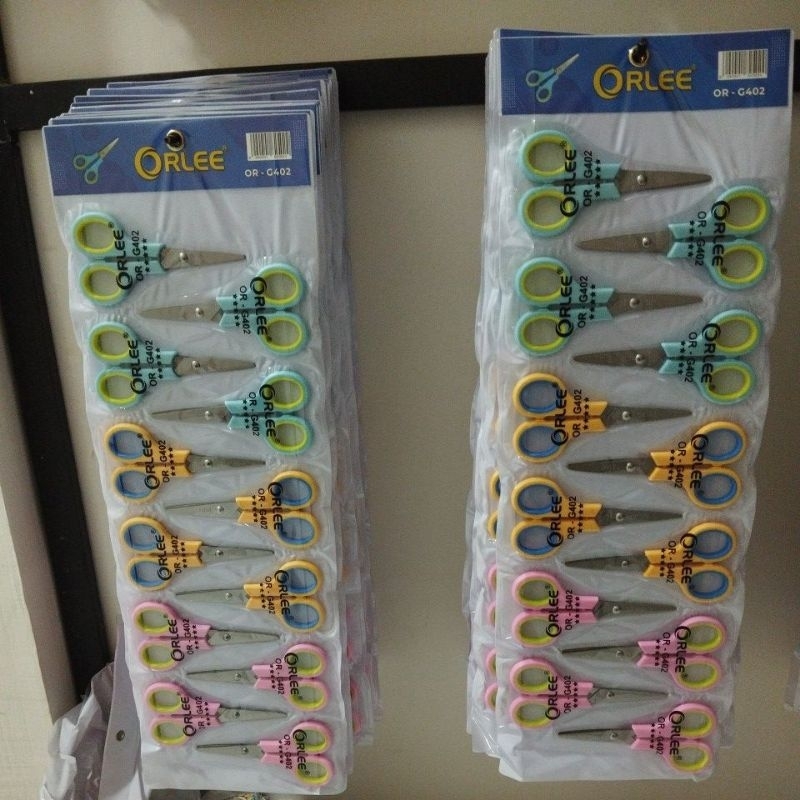 

gunting kecil renceng 12 pcs