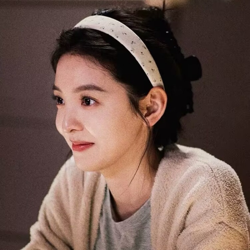 THE FIRST FROST Bando Wen Yi Fan The First Frost