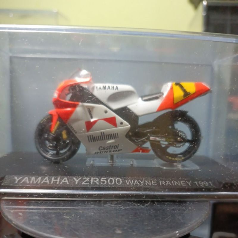 Ixo Deagostini 1/24 Yamaha YZR500 Wayne Rainey 1991