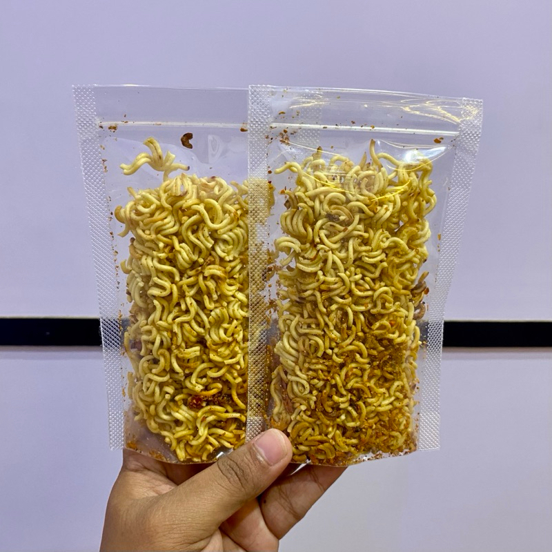 Mie Kremes Jadul Gurih Pedas 50gr / Mie Kering Jajanan SD / Mie Pedas / Mie Lidi
