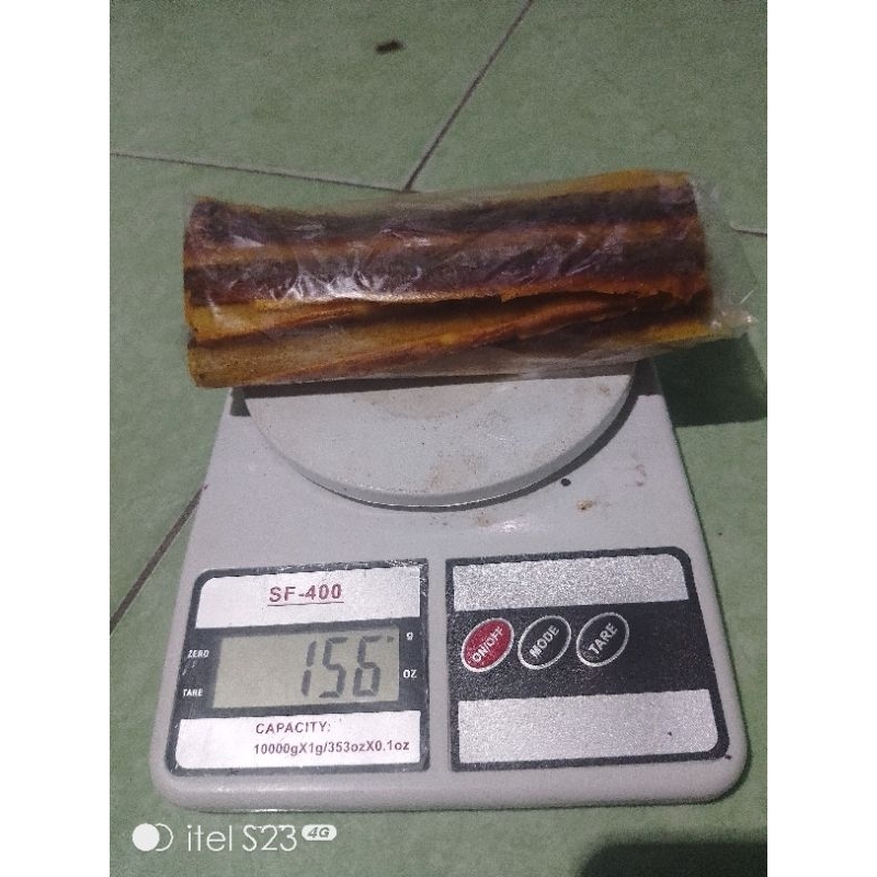 

150 gr pinggiran lapis legit anggrek