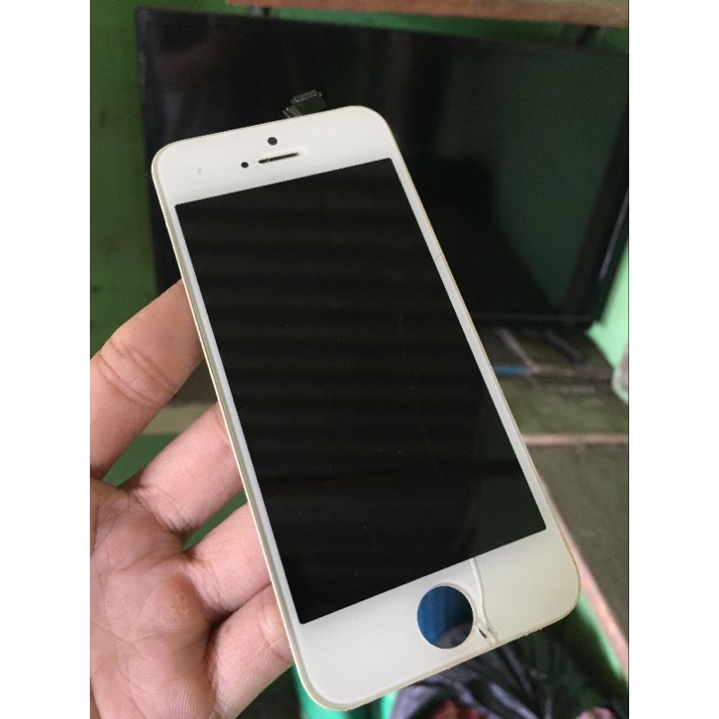 Lcd iPhone 5s copotan