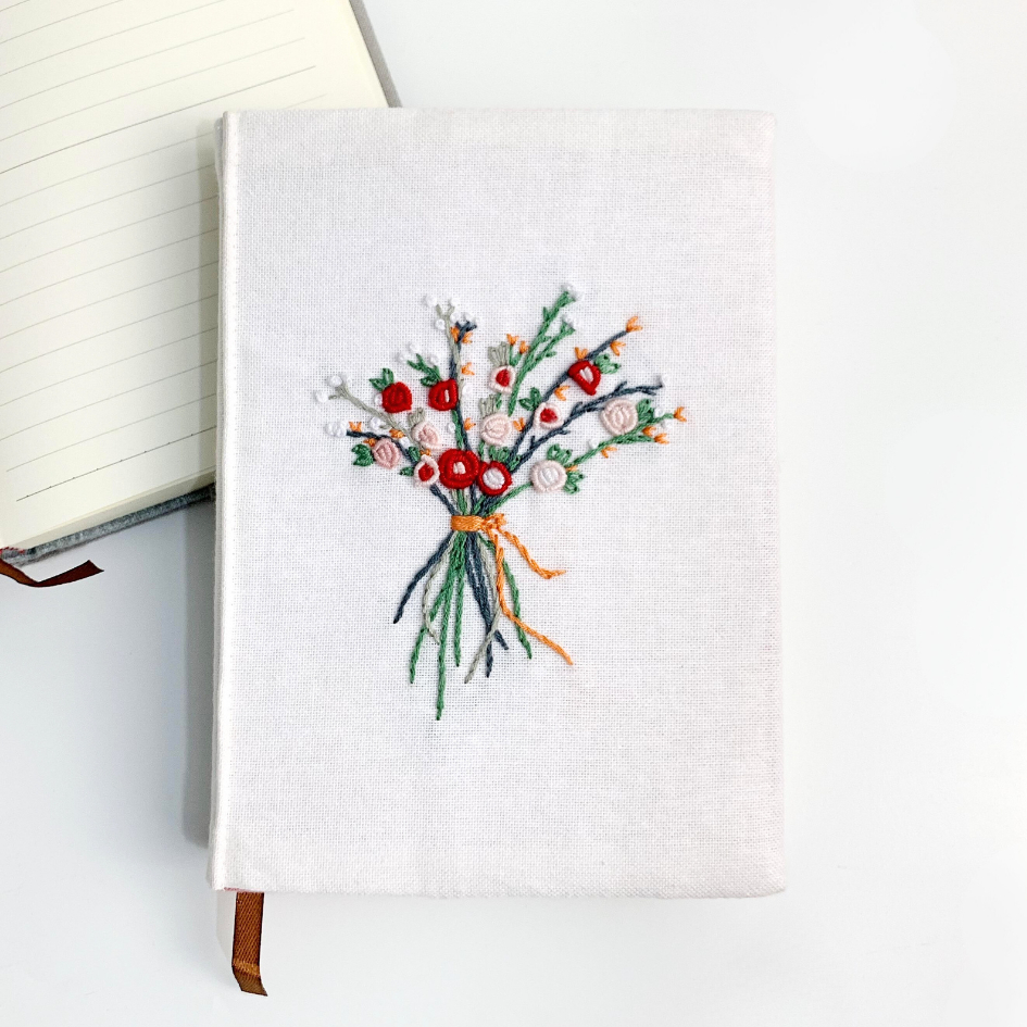 

FLOWERS BUCKET BOOK EMBROIDERY