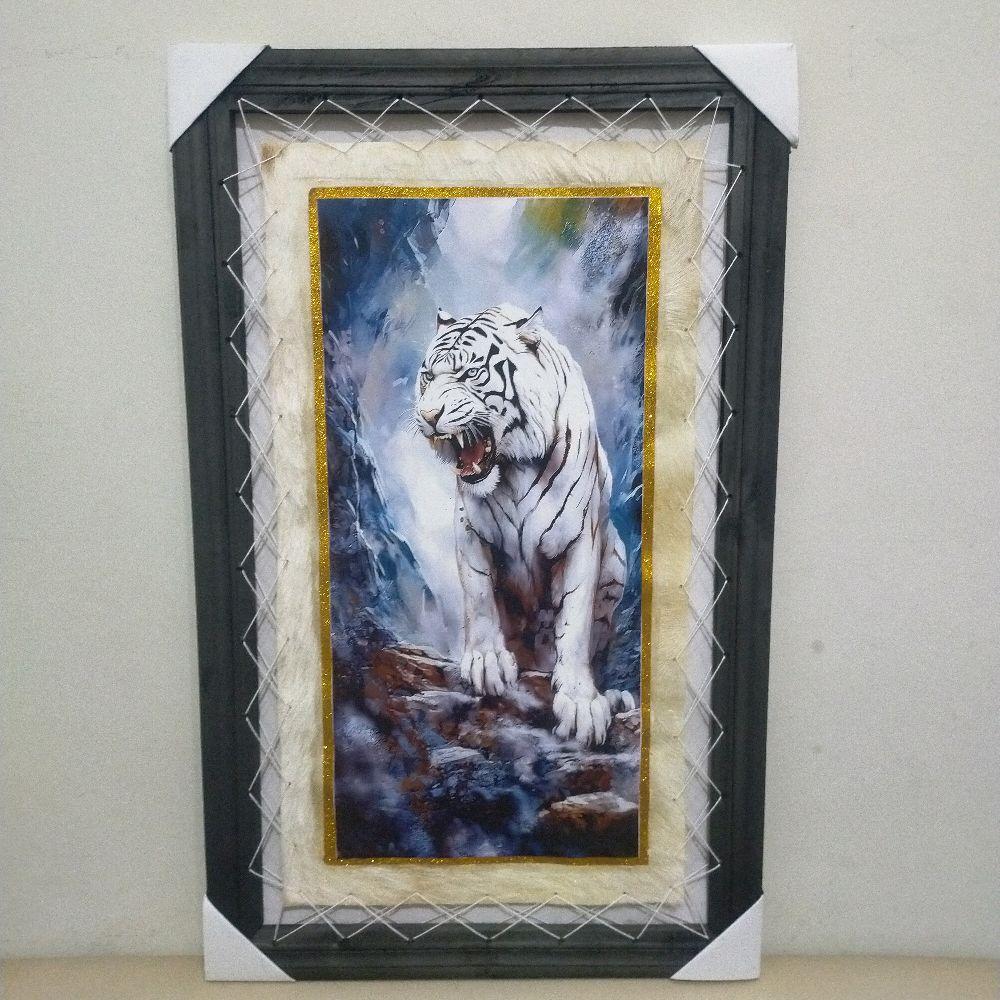 Hiasan Dinding Aesthetis Macan Putih  Premiun Asli Kulit Kambing Pajangan Dinding Premium Lukisan Sa
