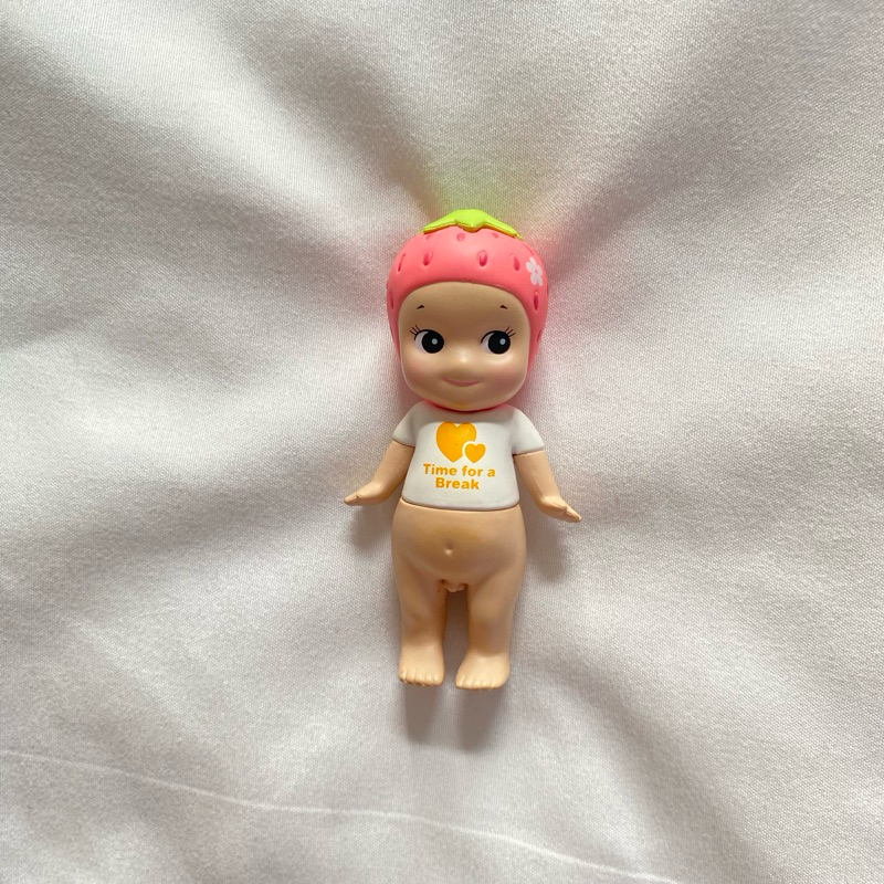 Sonny Angel - Strawberry Seoul Time for a Break