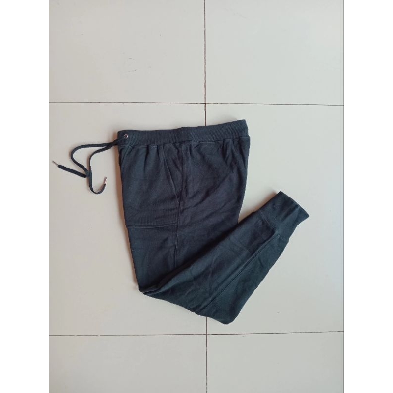 GU BY UNIQLO JOGGER PANTS BLACK S