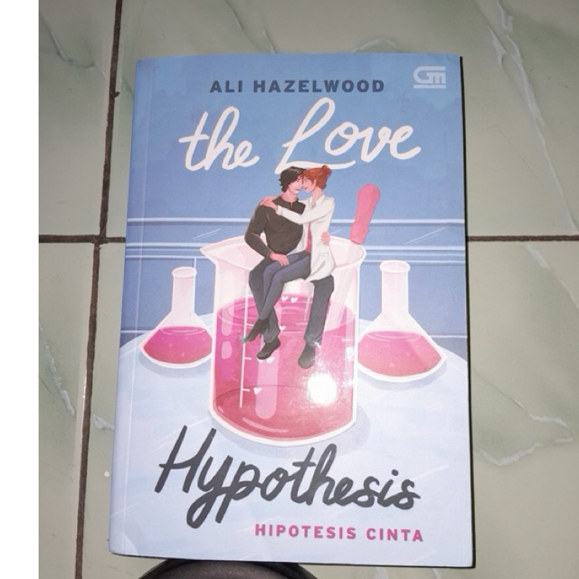 The Love Hypothesis—Ali Hazelwood—Original Preloved
