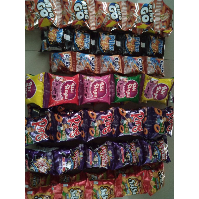 

Jajan Rencen Limaratusan RINGGO, PILUS MIX, SNACK UBI UNGU, RING, HEPPI TWIST, SNACK SALSA