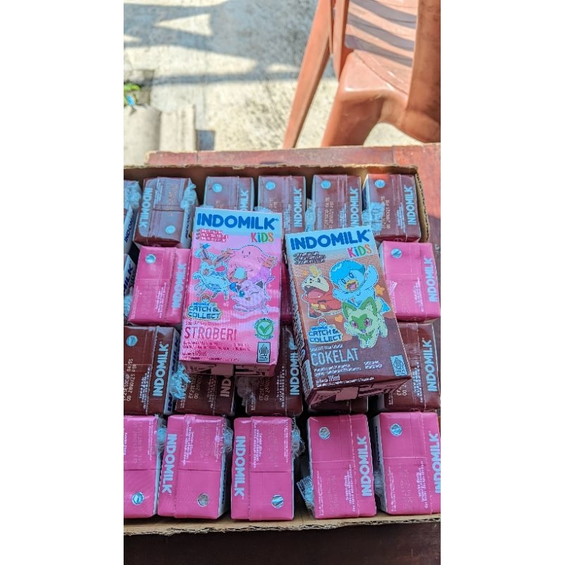 

INDOMILK KIDS SUSU UHT 115ML//COKLAT&STRAWBERRY
