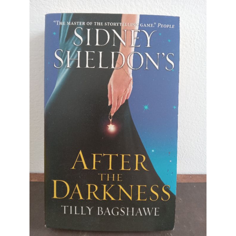 Novel Sidney Sheldon bahasa Inggris edisi Tilly Bagshawe - After The Darkness