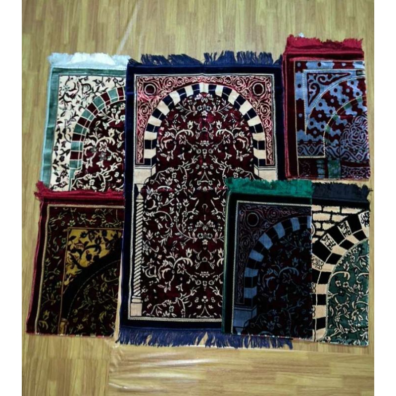 Sajadah / Sajadah Murah / Sajadah Bulu / Sajadah empuk / Sajadah Cantik / Sajadah Motif / Sajadah Bu