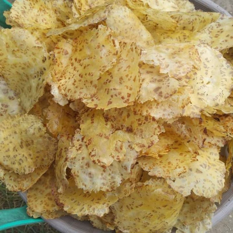 

kerupuk jengkol/karupuak jariang mentah