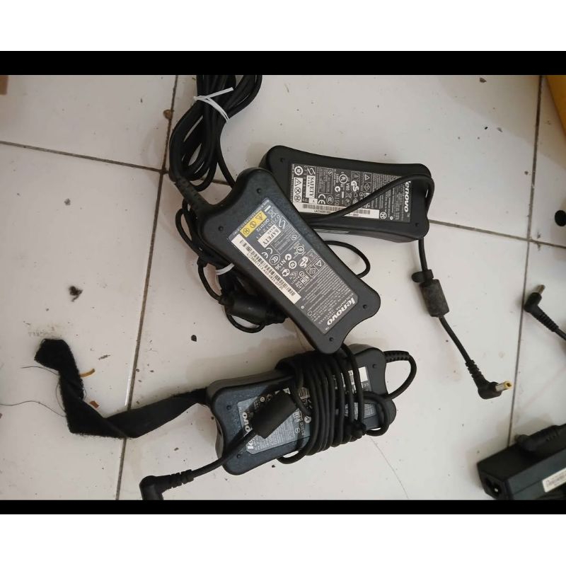 adaptor charger cas laptop lenovo 5.5 x 2.5