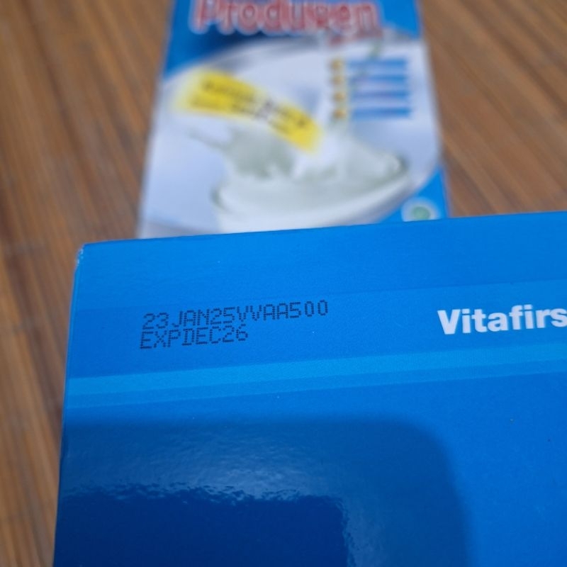 

produgen vanila terkena sdkt tumpahan kopi