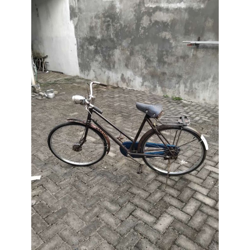 OBRAL SEPEDA ONTHEL JENGKI KUNO LAMA JADUL MERK PHOENIX HITAM BAGUS BERKUALITAS