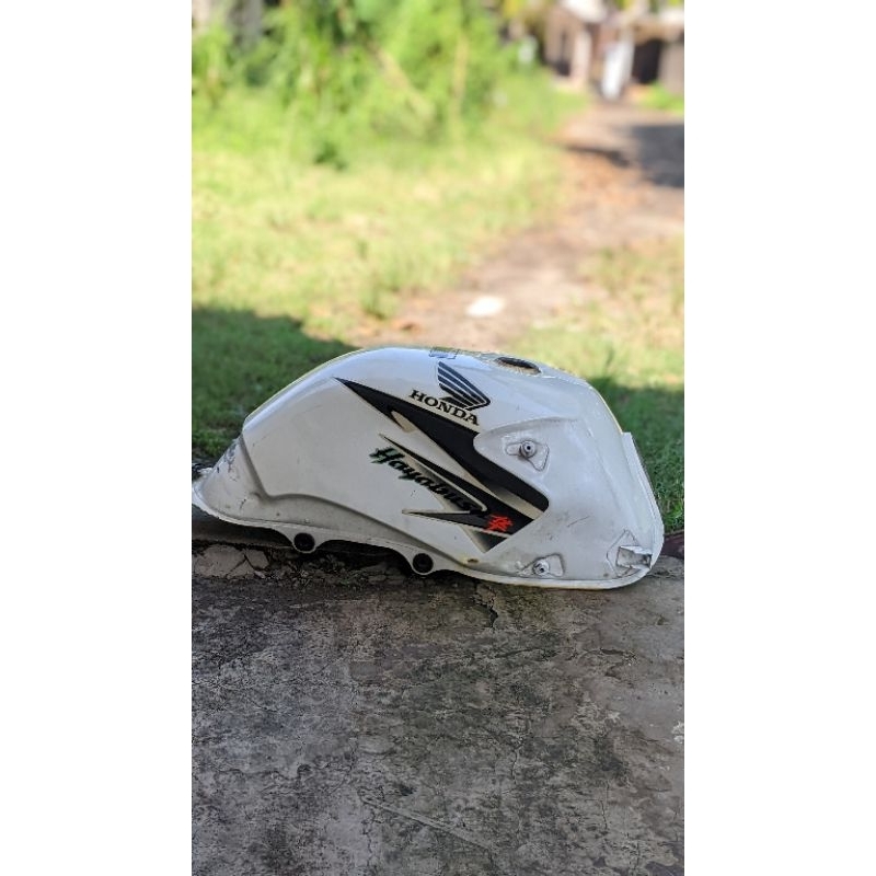 TANGKI TIGER REVO PUTIH ALBINO TENGKI BENSIN TIREV ORIGINAL