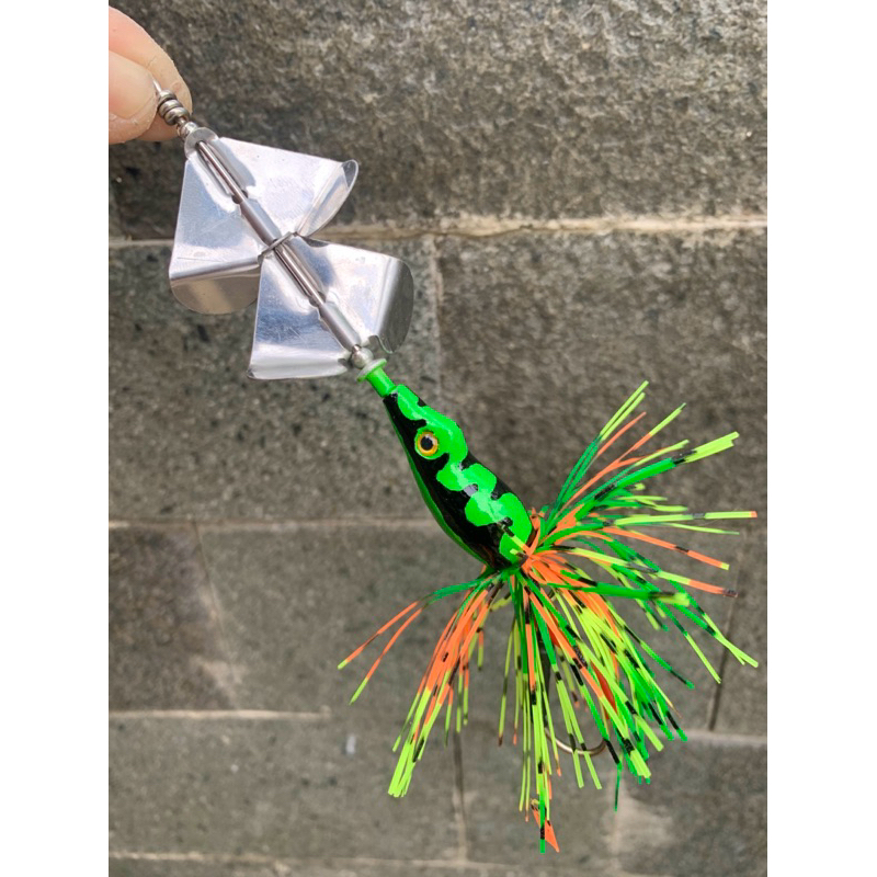 SLATER DOUBLE PROPELLER 16GR UMPAN CASTING TOMAN