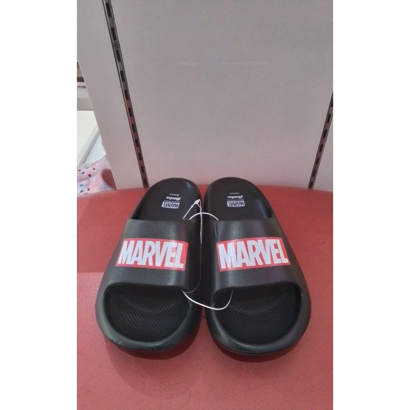 Sandal bata marvel