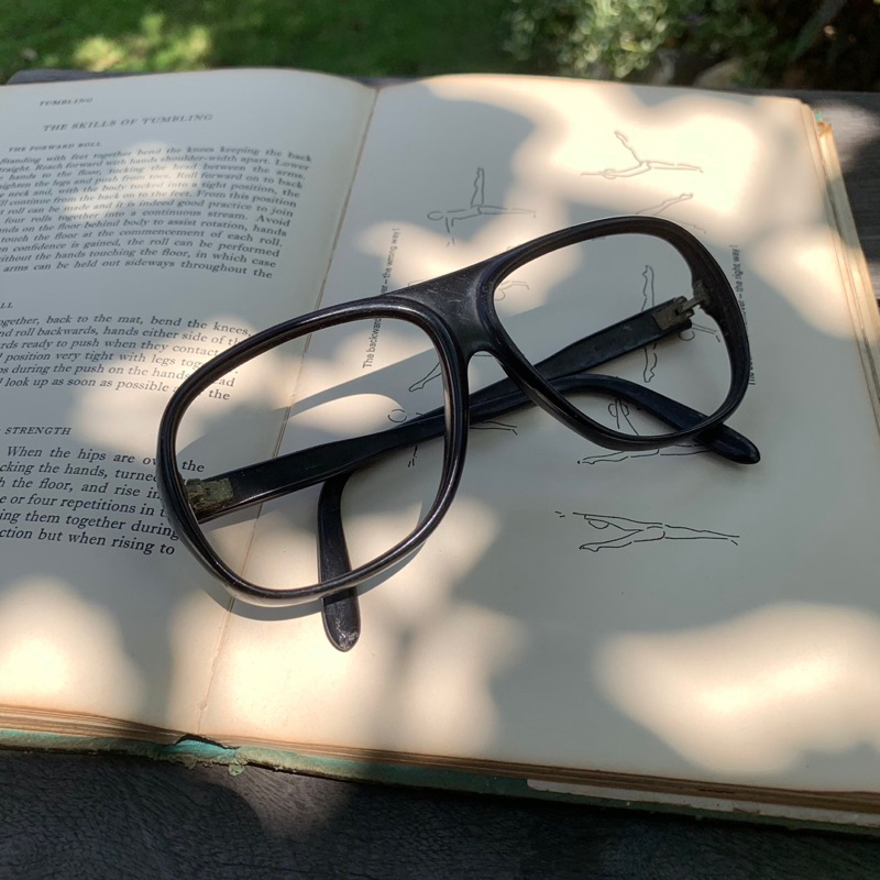 kacamata jadul Monalisa  second (hanya frame)