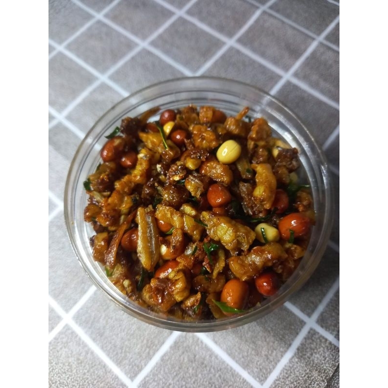

Kering Tempe, kacang, teri, daun jeruk