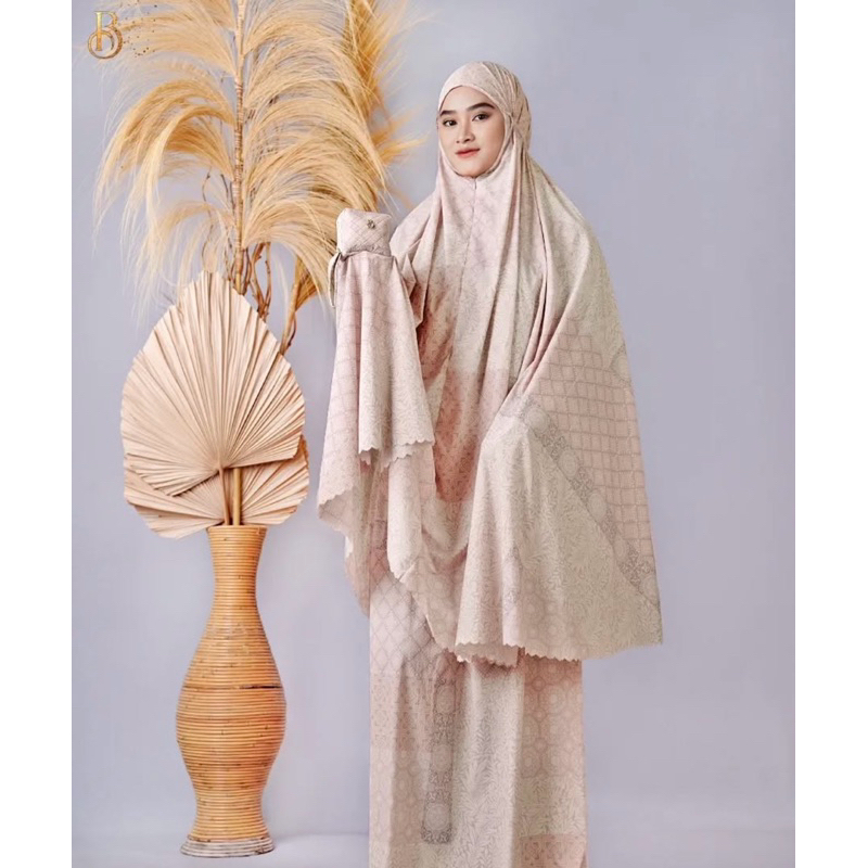 PRELOVED MUKENA TRAVEL BUBU X TRINYCTA PINK TWOTYPE