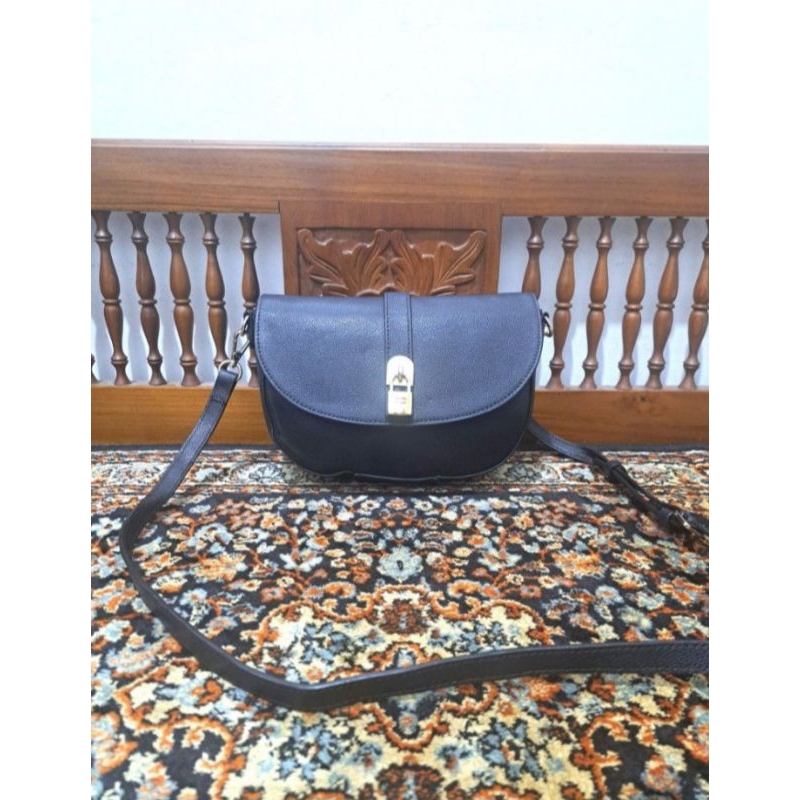 Tas sling bag samantha thavasa