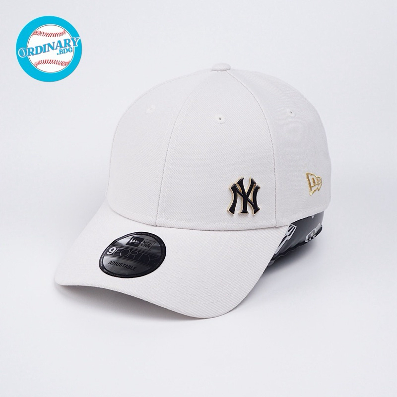 Topi New Era Original Yankees Mini Metal Badge Black Gold