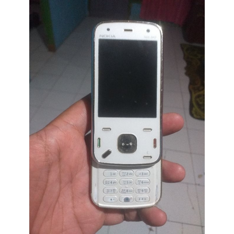 Nokia N86 8MP ( anggap mati )