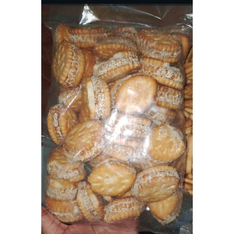 

SNACK BISKUIT WIJEN DAUN 500 GRAM