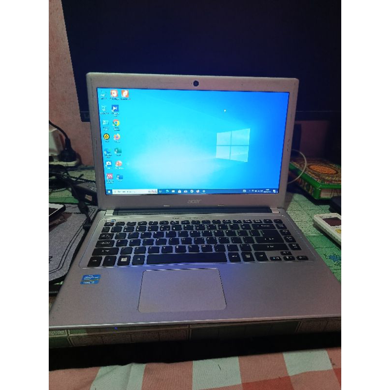 Laptop Acer V5-471 Core i3
