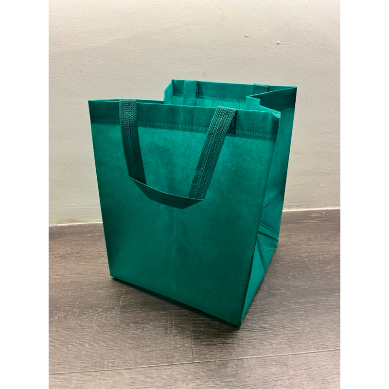 

(1 Pack = 60 Pcs) Tas Hajatan Goodie Bag uk. 20x20 Tinggi 25 cm / Tas Nasi Box / Goodie bag Nasi Kotak / Tas Belanja / Tas Souvenir