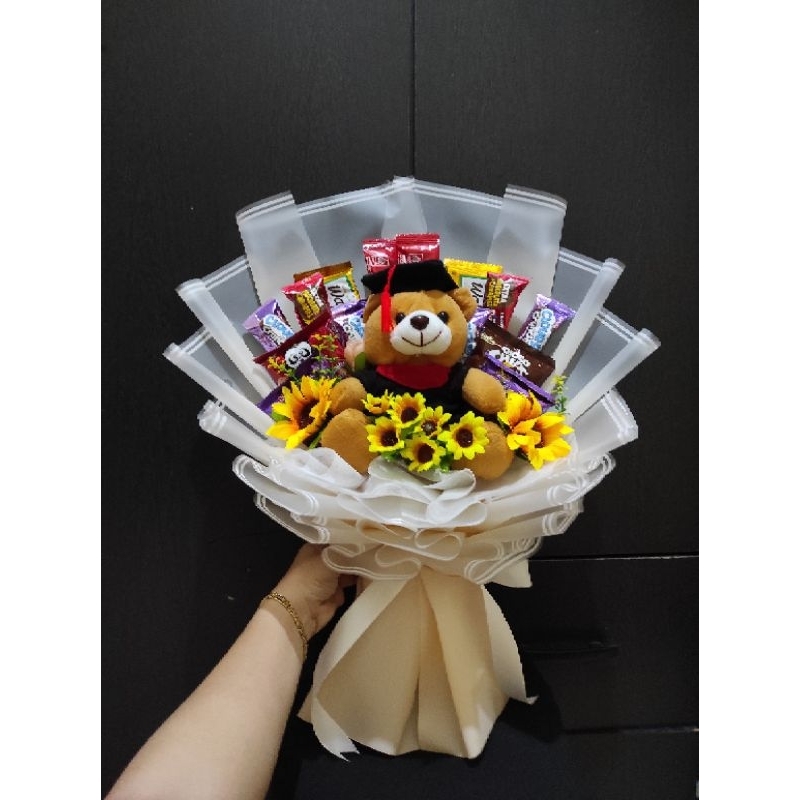 

Buket Boneka Dengan Snack