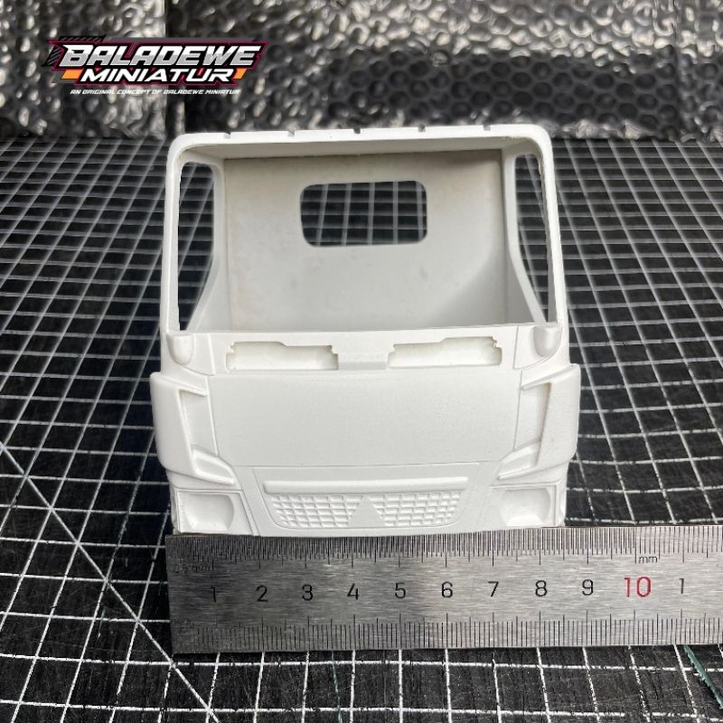 Skala Truk Plastik KABIN Rakitan Model CANTER TRONDOL PIPI