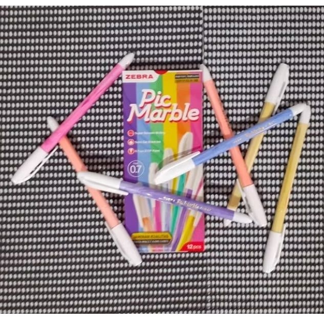 

Zebra Pic Marble Semi Gel Black Ink 0.7 mm. pena tinta hitam