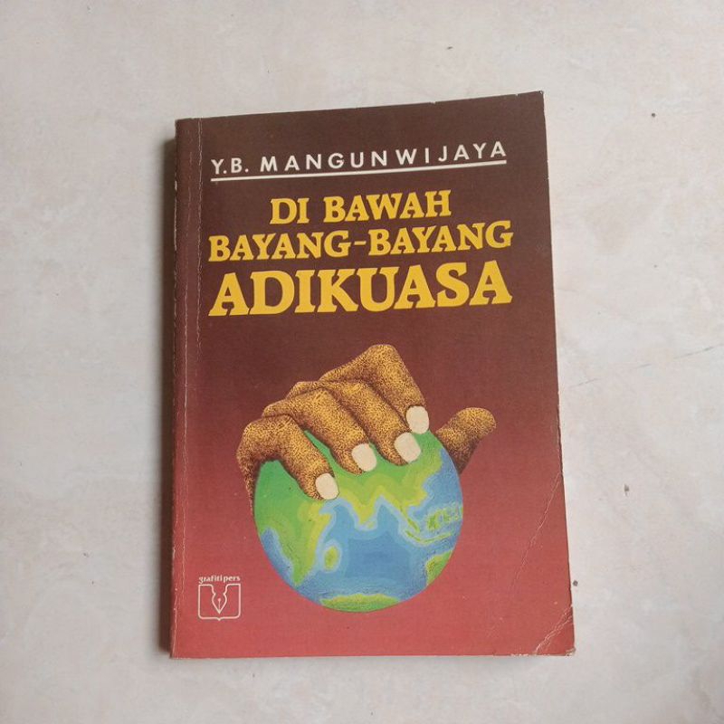 buku di bawah bayang-bayang adikuasa - Y.B.Mangunwijaya