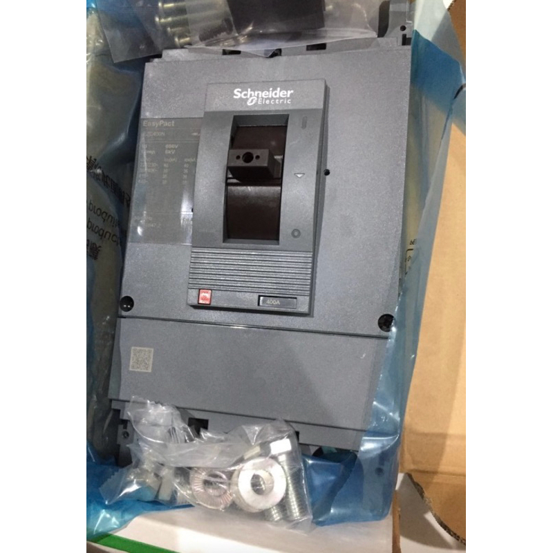 MCCB EZC630N 3P 600A/500A SCHNEIDER