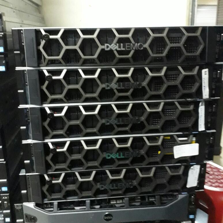 SERVER DELL EMC R740/ XEON GOLD 5118x2(48 CPU CORE)/128GB/SAS 1,2TB x4/PSU 2pcs/BONUS BEZEL EMC & RA