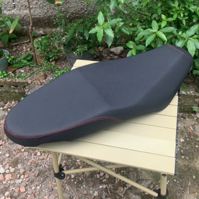 Jok yamaha fino fi 115/125 model slim tingkat amplas polos benang merah