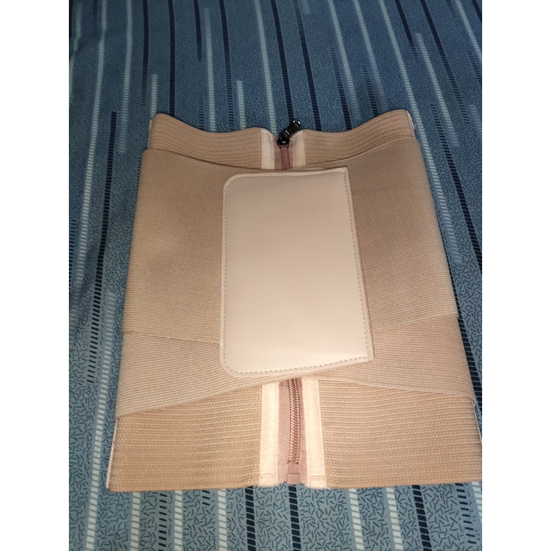 Bubblegum double press waist body shaper by CIKORRR