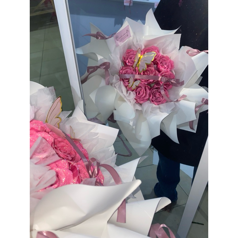 

ROUND BUKET PITA SATIN 7 TANGKAI