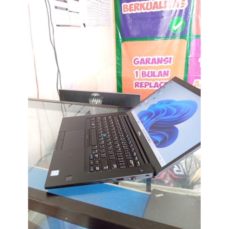 Dell Latitude 7490Core i7 generasi 8