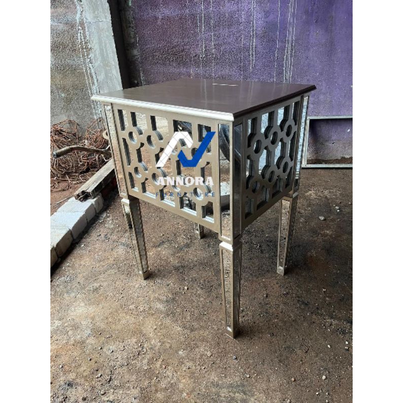 kotak uang kaca | kotak uang dekorasi pelaminan | ampau kaca