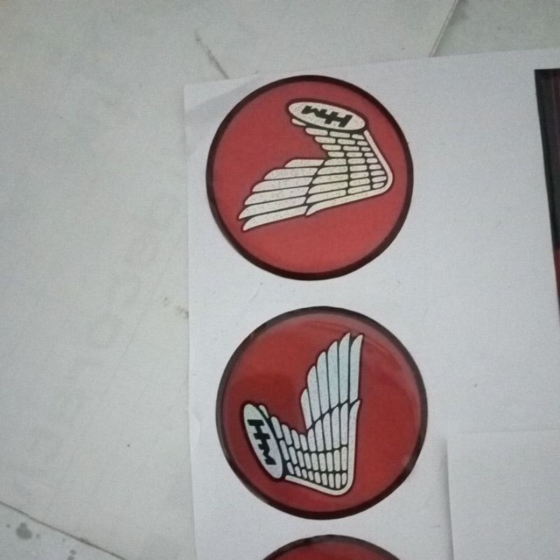 aticker timbul bulat logo honda.. monkey