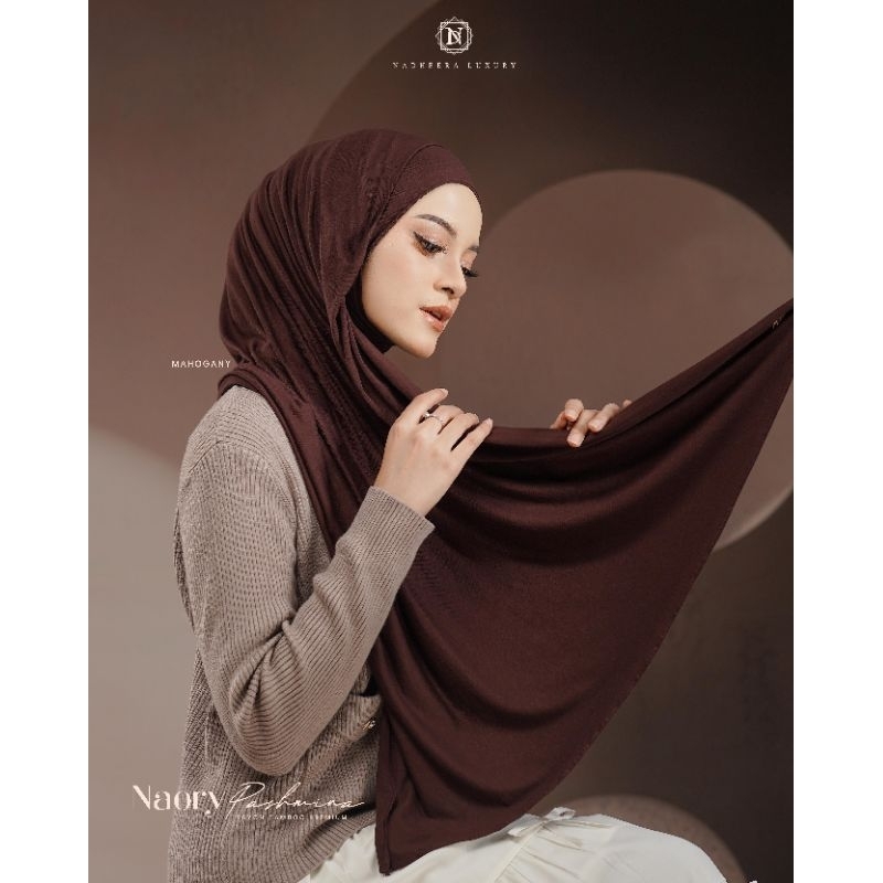 Naory pashmina by Nadheera Luxury