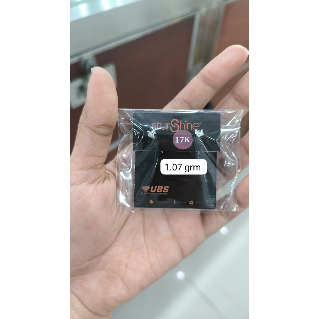 Anting Giwang Solitare Emas Putih Asli Kadar 750 emas asli